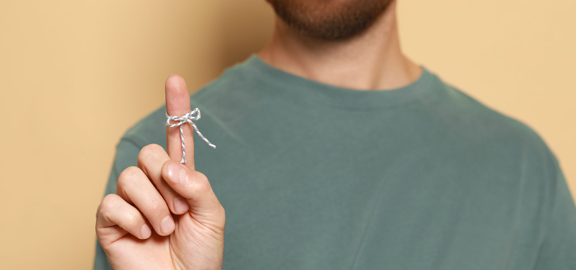 Ein Mann erinnert sich: Omega-3 und seine Rolle bei der Alzheimer-Prävention.